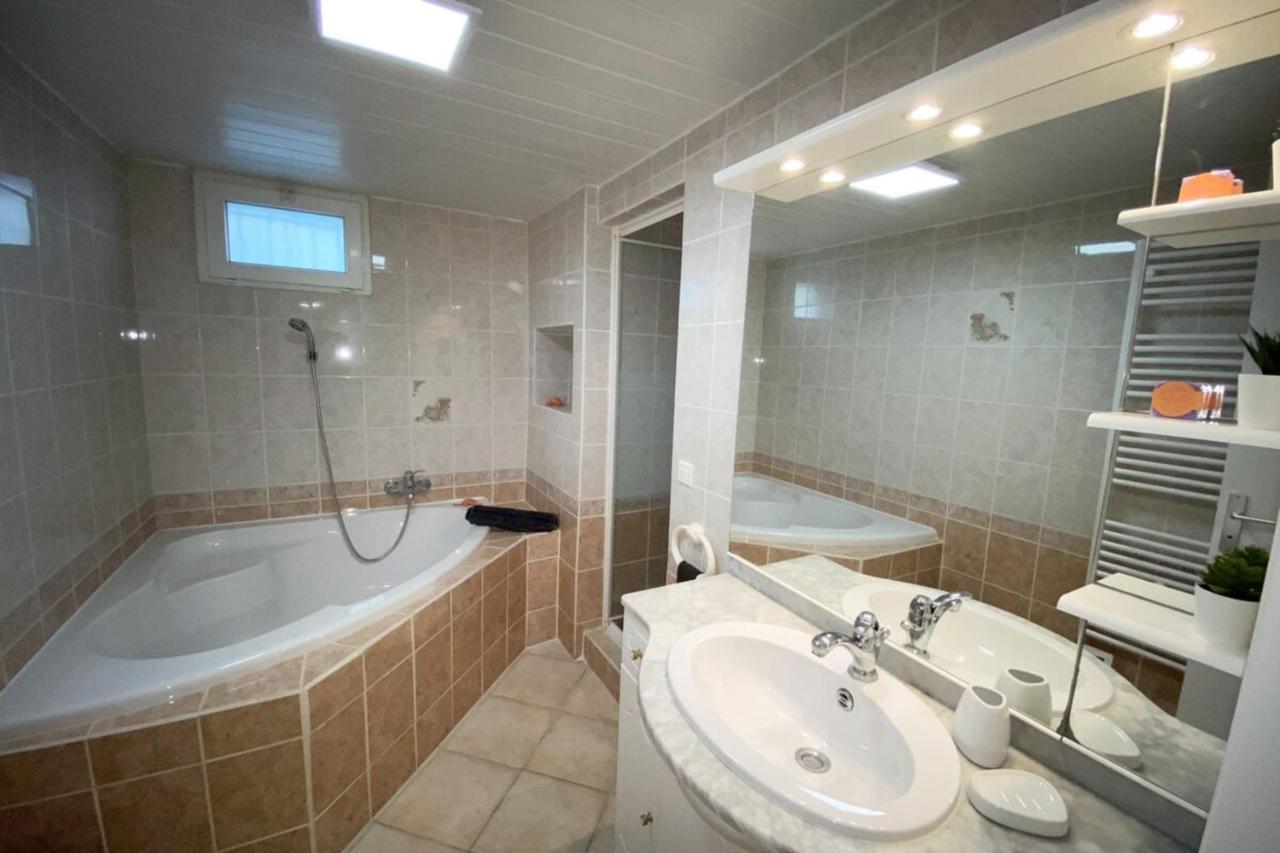 Ferienwohnung ☆ L'Evasion En Provence ☆ Clim-Wifi-Netflix ☆ Carnoux-en-Provence Exterior foto